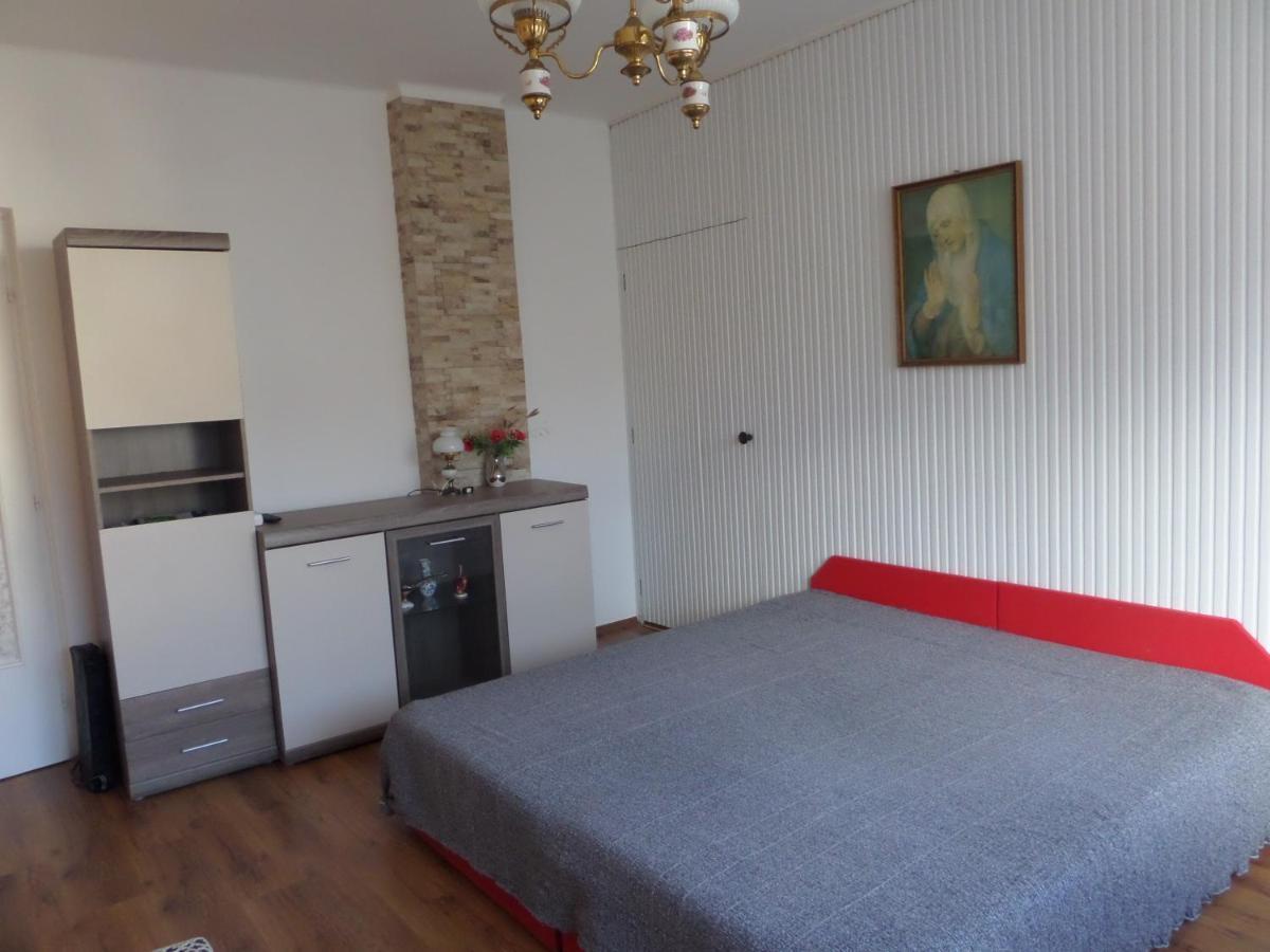 Bori Apartmanok Hajduszoboszlo Bagian luar foto