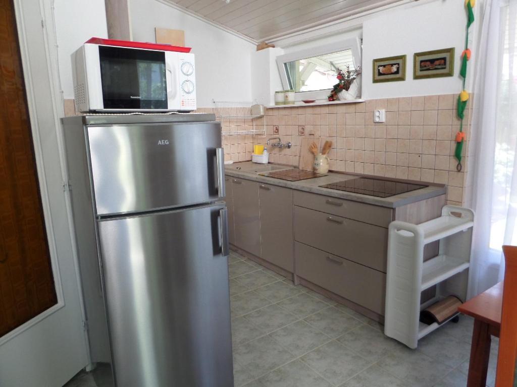 Bori Apartmanok Hajduszoboszlo Bagian luar foto