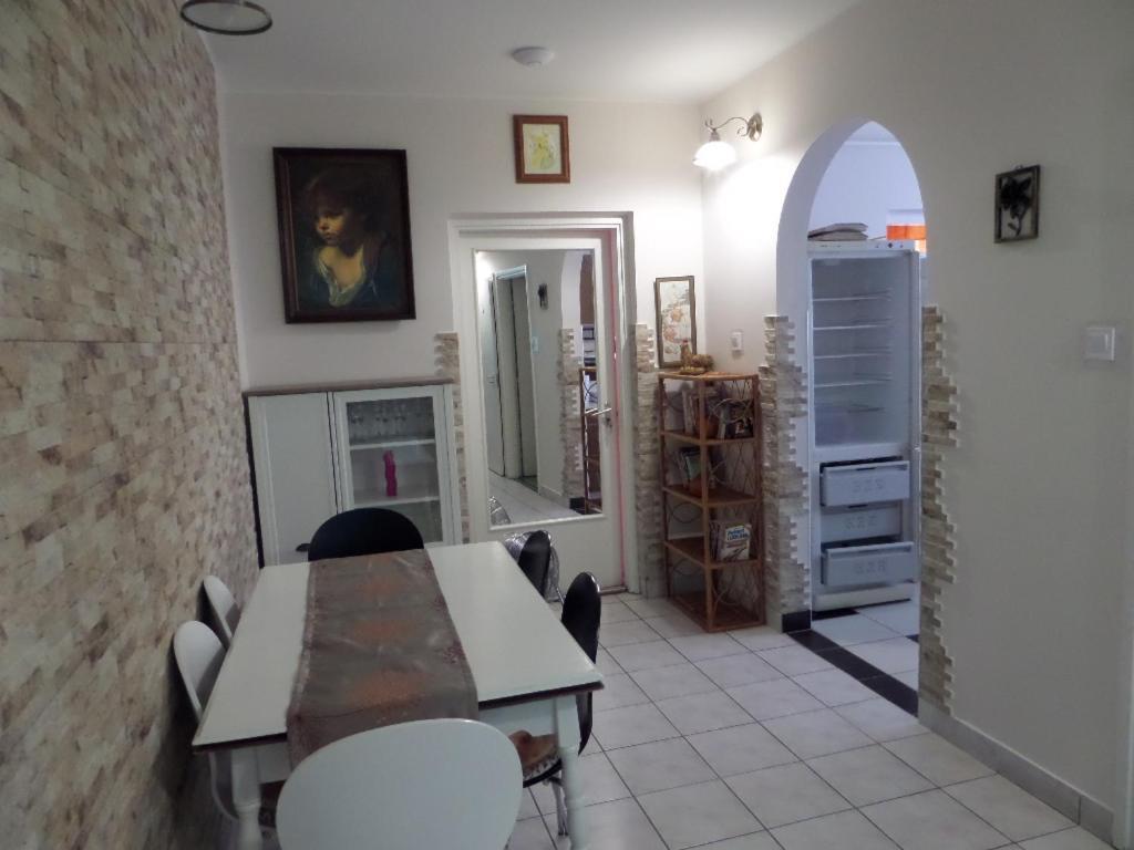 Bori Apartmanok Hajduszoboszlo Bagian luar foto